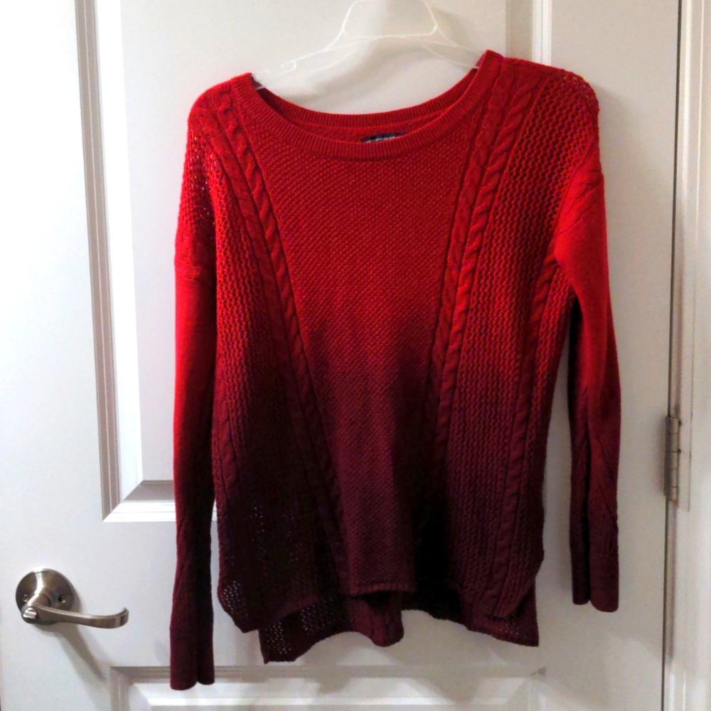 American Eagle Red Ombre Dip Dye Knit Sweater Women's XS Cranberry Strawberry 🍓